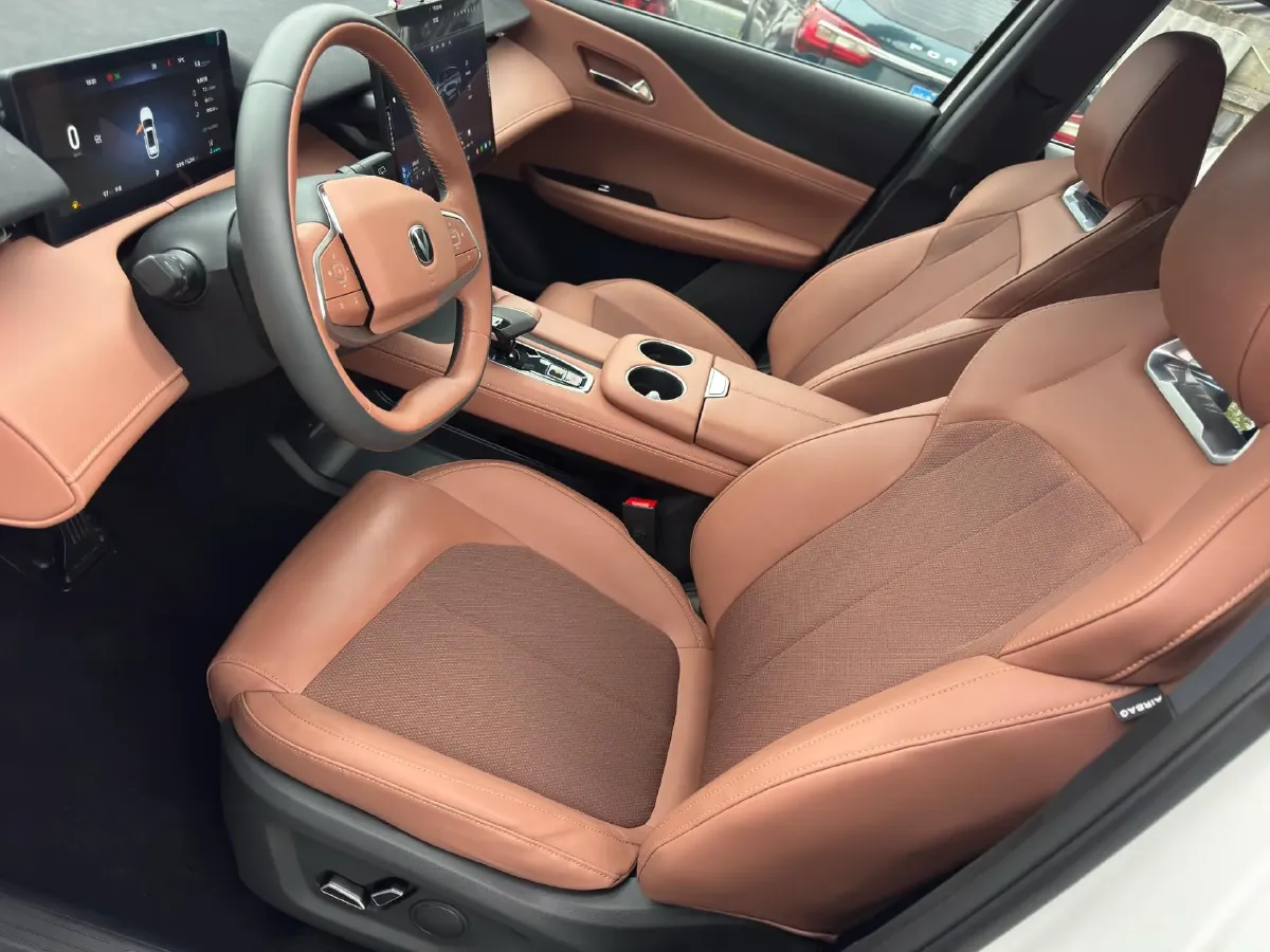 2025 ChangAn UNI-Z 1.5T 188HP L4 7DCT,autocango,china used car exporter,china ev exporter,chinese used car exporter,chinese used ev exporter