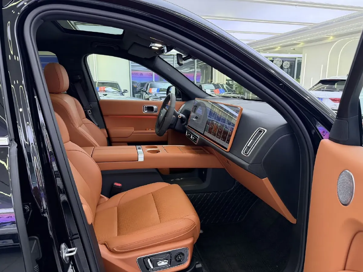 2024 Li L7 Range Extended 154HP REEV 42.8KWH,autocango,china used car exporter,china ev exporter,chinese used car exporter,chinese used ev exporter