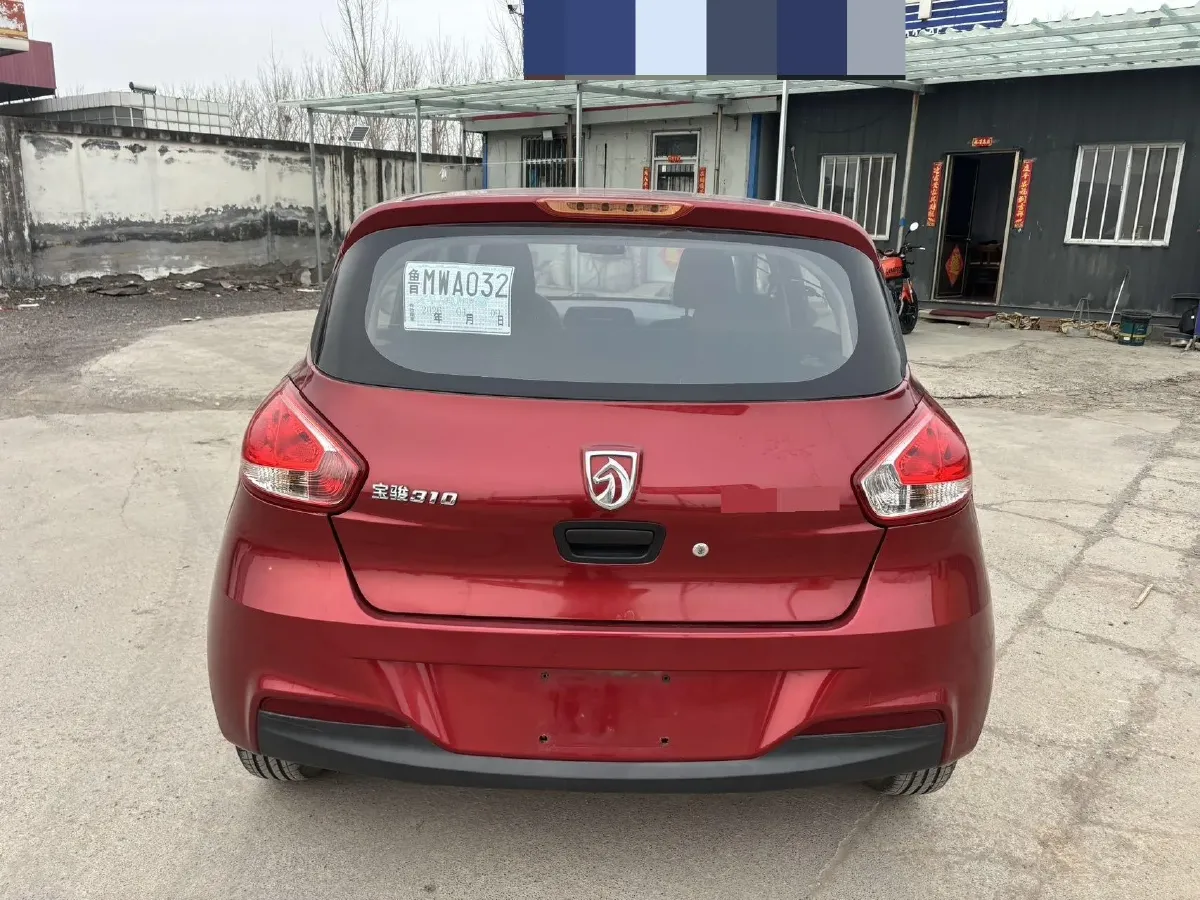 2016 BaoJun 310 1.2L 82HP L4 5MT,autocango,china used car exporter,china ev exporter,chinese used car exporter,chinese used ev exporter