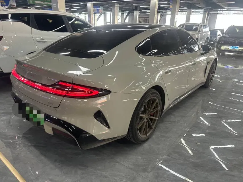 2024 MI SU7 BEV 73.6KWH,autocango,china used car exporter,china ev exporter,chinese used car exporter,chinese used ev exporter