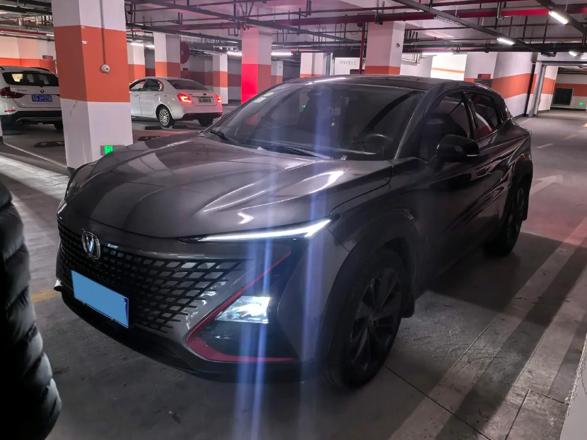 2020 ChangAn UNI-T 1.5T 180HP L4 7DCT,autocango,china used car exporter,china ev exporter,chinese used car exporter,chinese used ev exporter