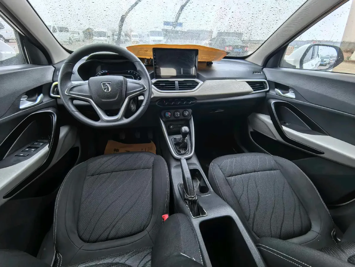 2019 BaoJun 510 1.5L 112HP L4 6MT,autocango,china used car exporter,china ev exporter,chinese used car exporter,chinese used ev exporter