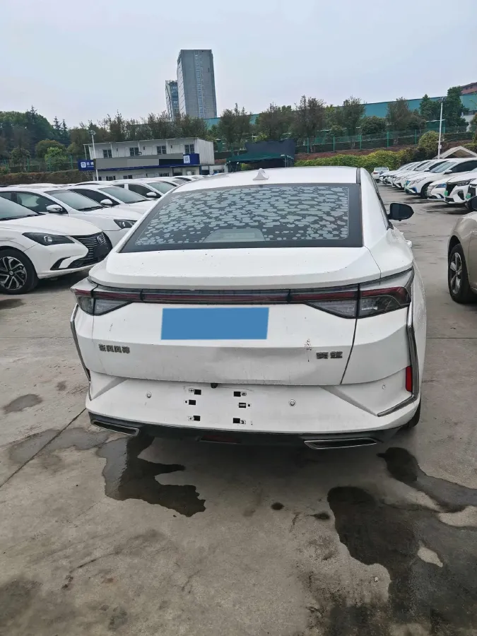 2021 DongFeng Aeolus YiXuan 1.5T 150HP L4 6DCT,autocango,china used car exporter,china ev exporter,chinese used car exporter,chinese used ev exporter