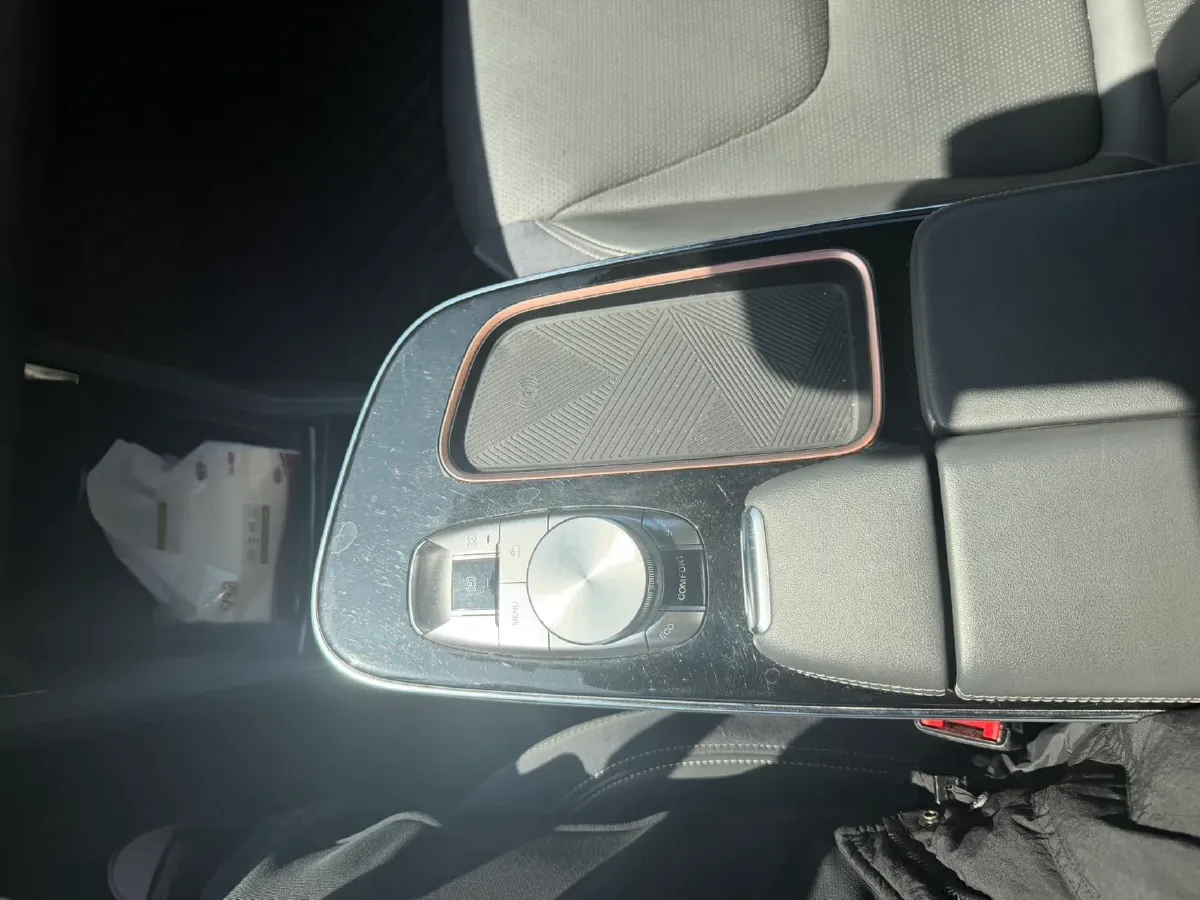 2022 ARCFOX αS BEV 93.6KWH,autocango,china used car exporter,china ev exporter,chinese used car exporter,chinese used ev exporter