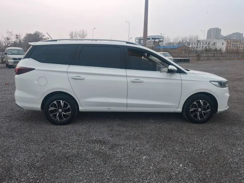 2018 BaoJun 360 1.5L 112HP L4 6MT,autocango,china used car exporter,china ev exporter,chinese used car exporter,chinese used ev exporter
