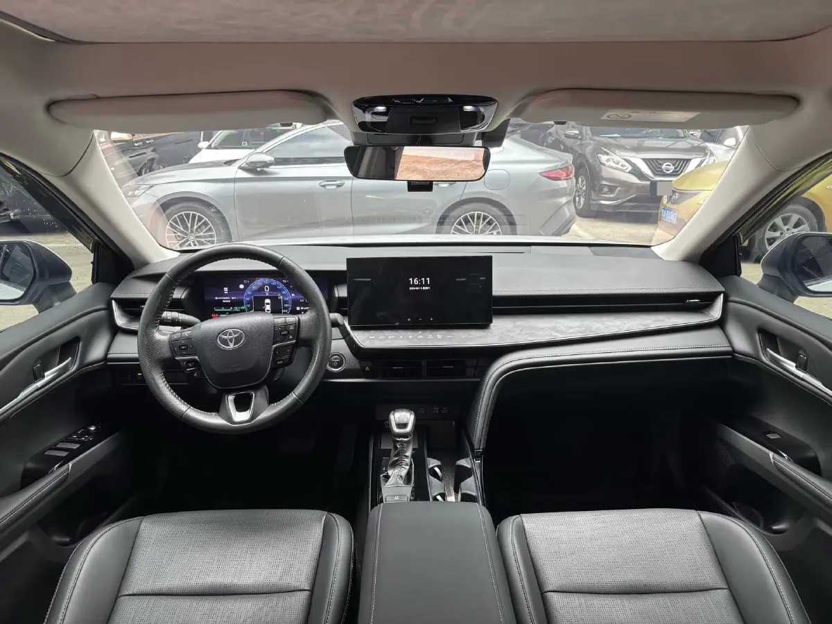 2024 Toyota Camry 2.5L 185HP L4 E-CVT Hybrid,autocango,china used car exporter,china ev exporter,chinese used car exporter,chinese used ev exporter