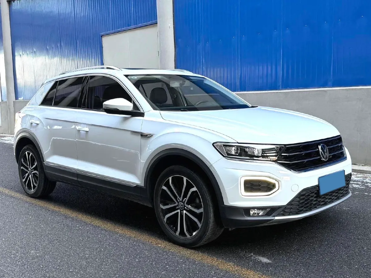 2021 Volkswagen T-Roc 1.4T 150HP L4 7DCT,autocango,china used car exporter,china ev exporter,chinese used car exporter,chinese used ev exporter