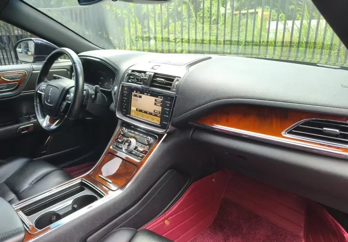 2018 Lincoln Continental 2.0T 261HP L4 6AT,autocango,china used car exporter,china ev exporter,chinese used car exporter,chinese used ev exporter