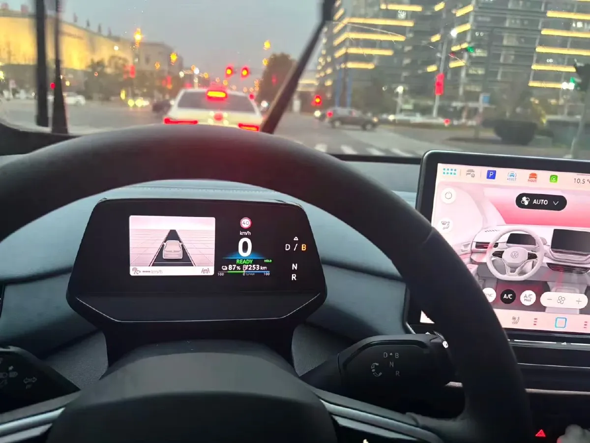 2025 Volkswagen ID.4 X BEV 52.8KWH,autocango,china used car exporter,china ev exporter,chinese used car exporter,chinese used ev exporter