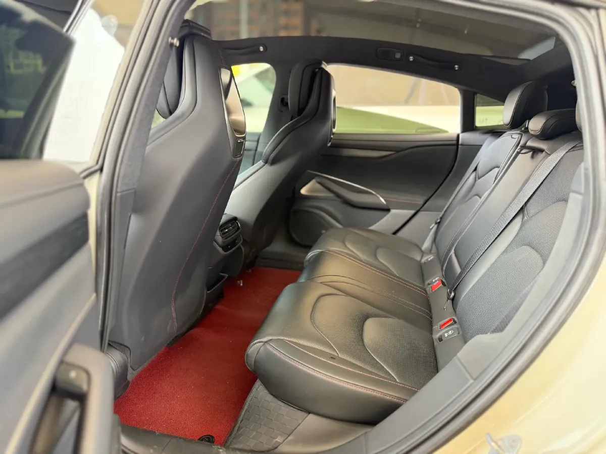 2024 MI SU7 BEV 94.3KWH,autocango,china used car exporter,china ev exporter,chinese used car exporter,chinese used ev exporter