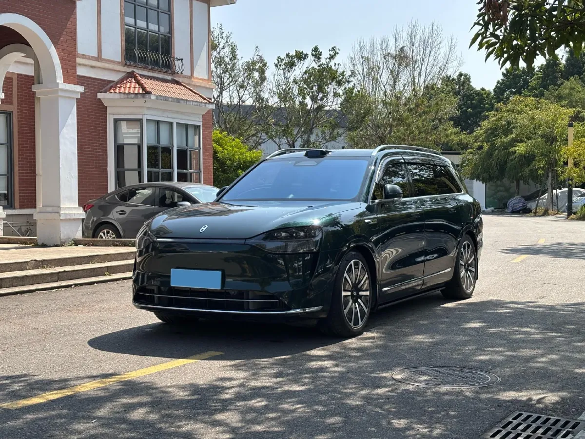 2024 AITO AITO M9 1.5T 152HP L4 REEV 42KWH,autocango,china used car exporter,china ev exporter,chinese used car exporter,chinese used ev exporter