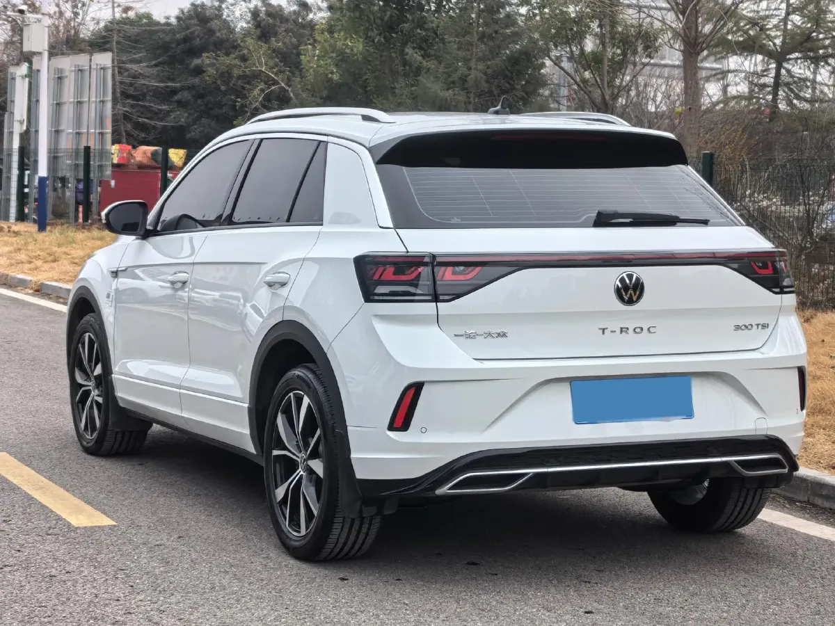 2024 Volkswagen T-Roc 1.5T 160HP L4 7DCT,autocango,china used car exporter,china ev exporter,chinese used car exporter,chinese used ev exporter