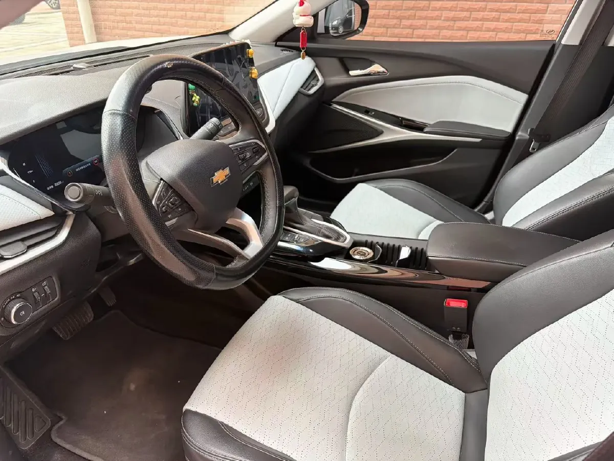 2022 Chevrolet Seeker 1.5T 184HP L4 CVT,autocango,china used car exporter,china ev exporter,chinese used car exporter,chinese used ev exporter