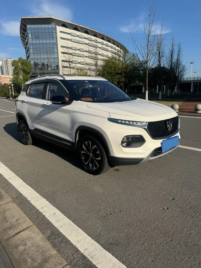 2017 BaoJun 510 1.5L 112HP L4 6MT,autocango,china used car exporter,china ev exporter,chinese used car exporter,chinese used ev exporter