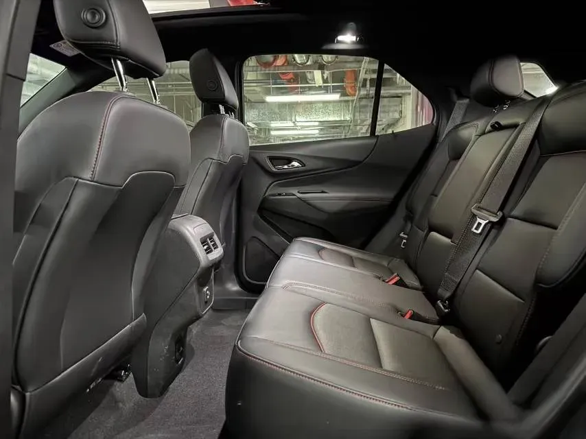 2021 Chevrolet Equinox 2.0T 237HP L4 9AT,autocango,china used car exporter,china ev exporter,chinese used car exporter,chinese used ev exporter