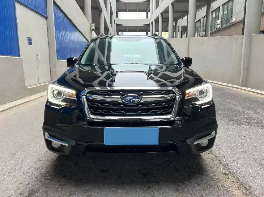 2018 Toyota Camry 2.5L 178HP L4 E-CVT Hybrid,autocango,china used car exporter,china ev exporter,chinese used car exporter,chinese used ev exporter