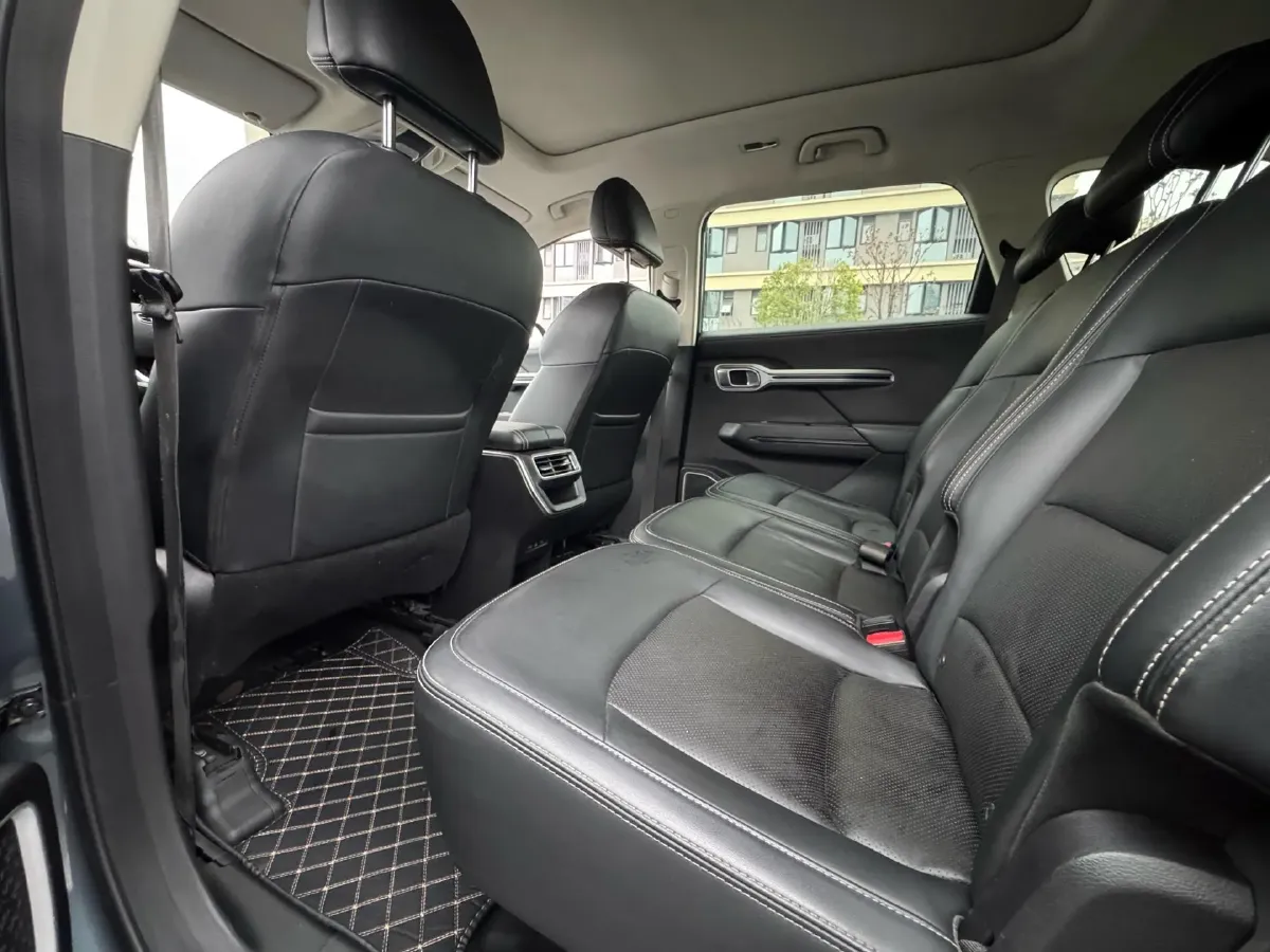 2020 Geely Okavango 1.8T 184HP L4 7DCT,autocango,china used car exporter,china ev exporter,chinese used car exporter,chinese used ev exporter