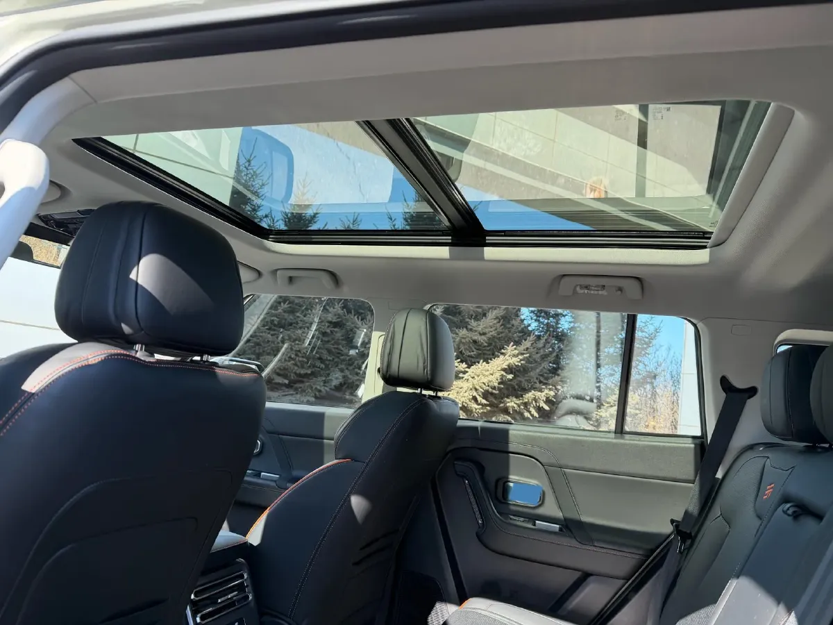 2025 Jetour DASHING 1.5T 184HP L4 7DCT,autocango,china used car exporter,china ev exporter,chinese used car exporter,chinese used ev exporter