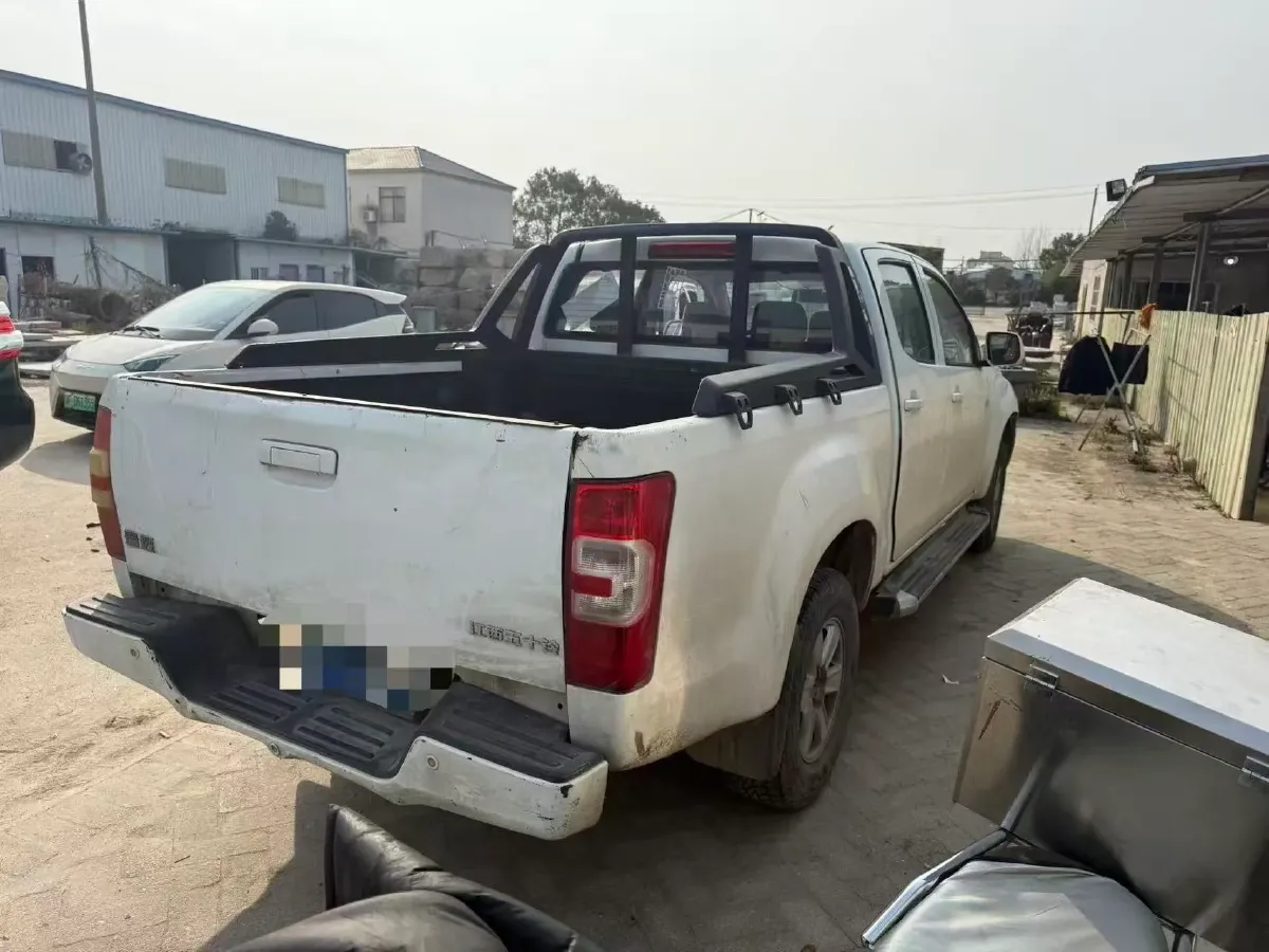 2018 Isuzu RE-MAX Jim 2.8T 116HP L4 5MT,autocango,china used car exporter,china ev exporter,chinese used car exporter,chinese used ev exporter