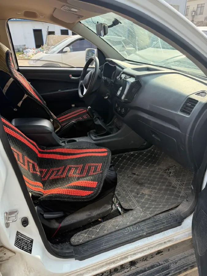 2018 Isuzu RE-MAX Jim 2.8T 116HP L4 5MT,autocango,china used car exporter,china ev exporter,chinese used car exporter,chinese used ev exporter