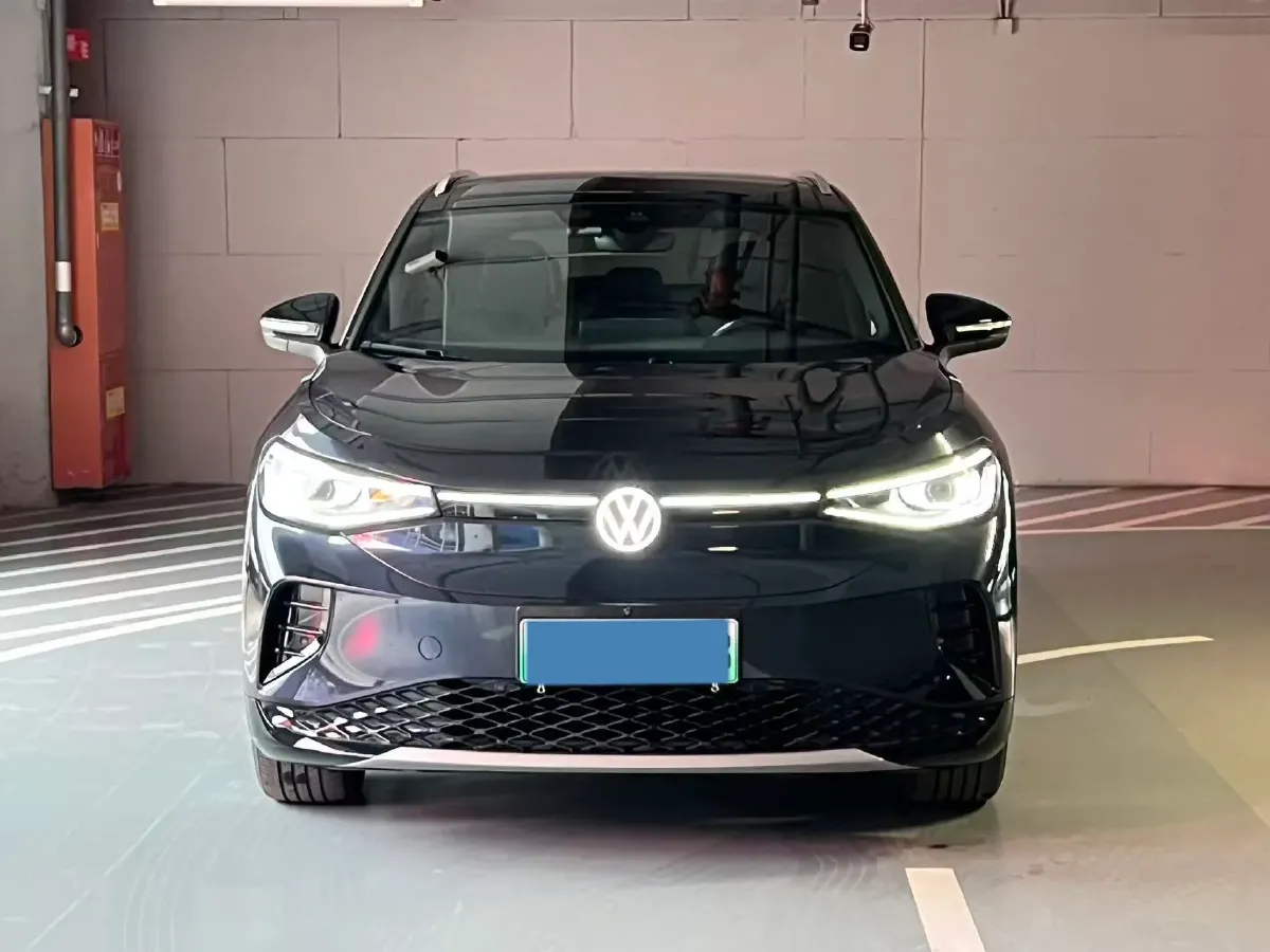 2022 Volkswagen ID.4 Crozz BEV 84.8KWH,autocango,china used car exporter,china ev exporter,chinese used car exporter,chinese used ev exporter