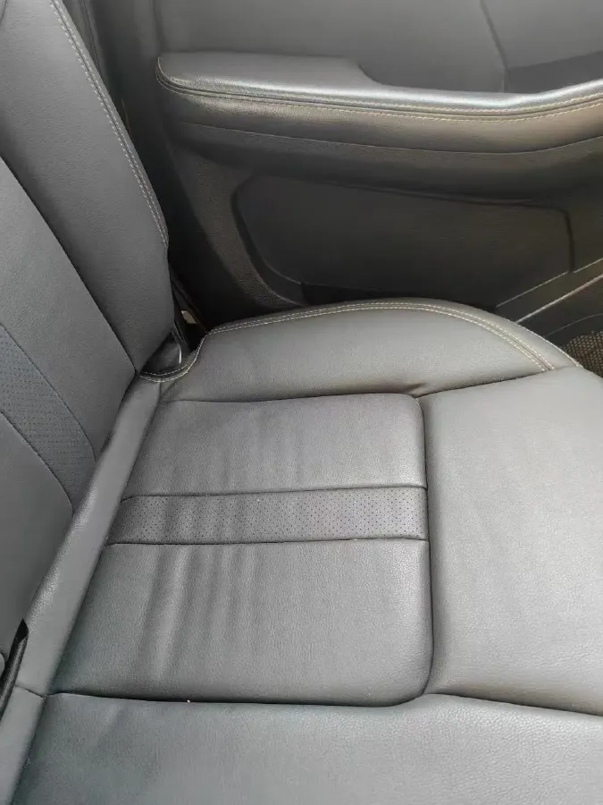 2023 Isuzu RE-MAX Jim 2.5T 143HP L4 6MT,autocango,china used car exporter,china ev exporter,chinese used car exporter,chinese used ev exporter