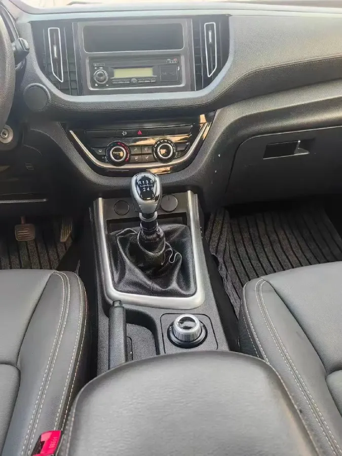 2023 Isuzu RE-MAX Jim 2.5T 143HP L4 6MT,autocango,china used car exporter,china ev exporter,chinese used car exporter,chinese used ev exporter