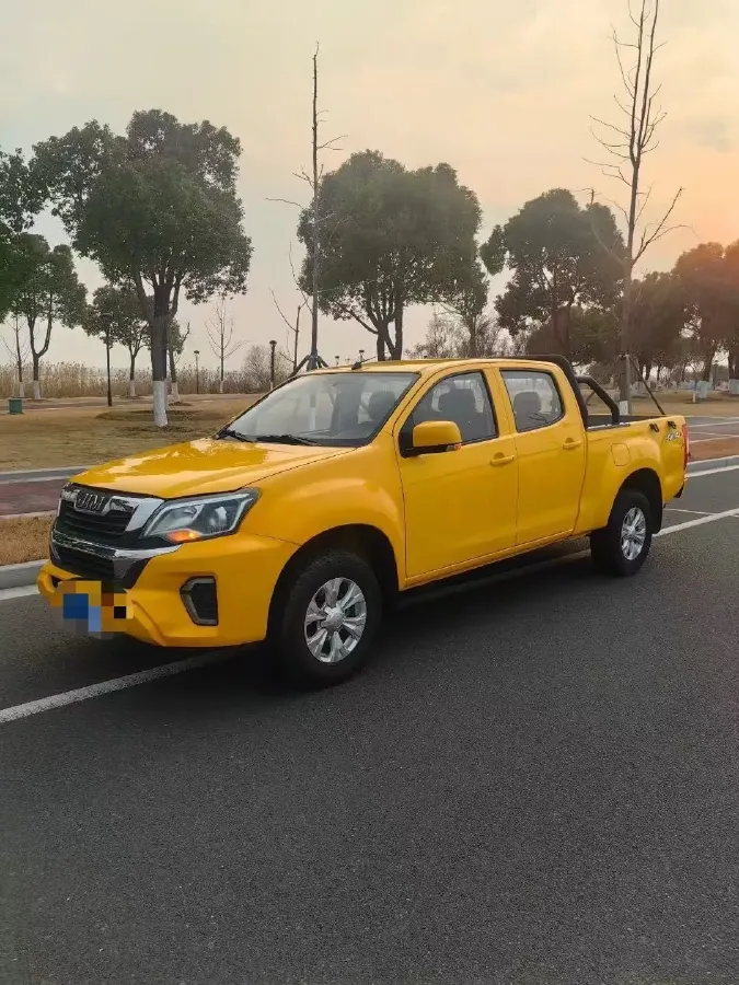 2023 Isuzu RE-MAX Jim 2.5T 143HP L4 6MT,autocango,china used car exporter,china ev exporter,chinese used car exporter,chinese used ev exporter