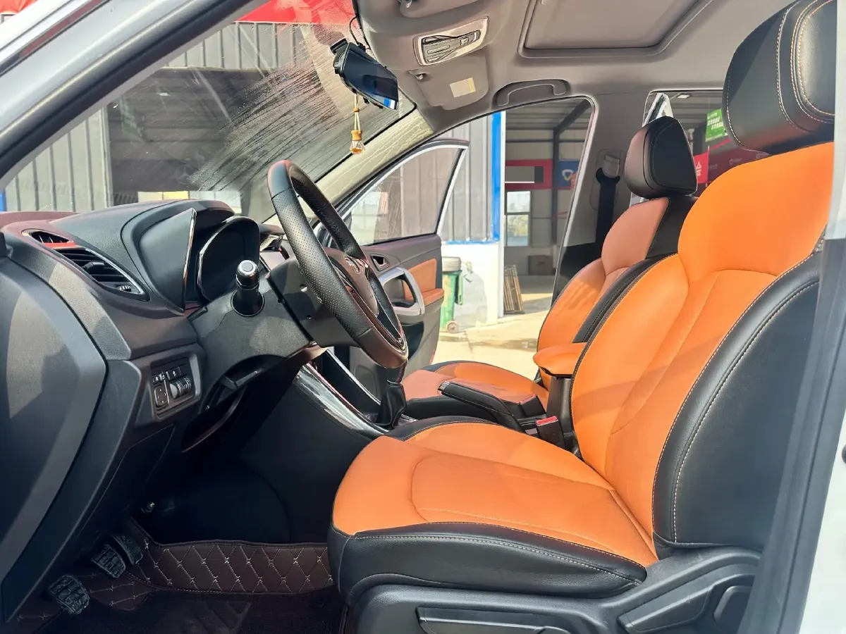 2017 KaiYi X5 1.5T 152HP L4 5MT,autocango,china used car exporter,china ev exporter,chinese used car exporter,chinese used ev exporter