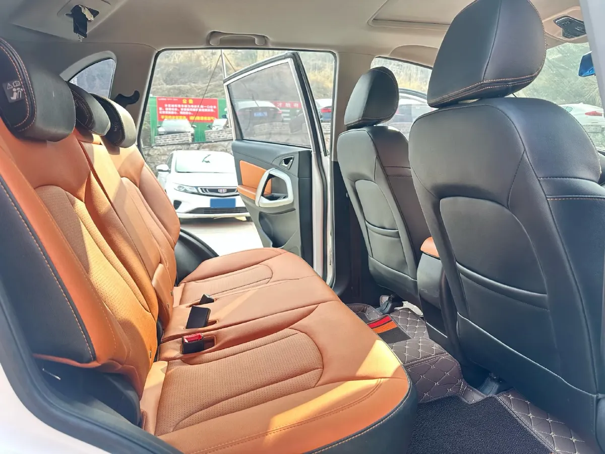 2017 KaiYi X5 1.5T 152HP L4 5MT,autocango,china used car exporter,china ev exporter,chinese used car exporter,chinese used ev exporter