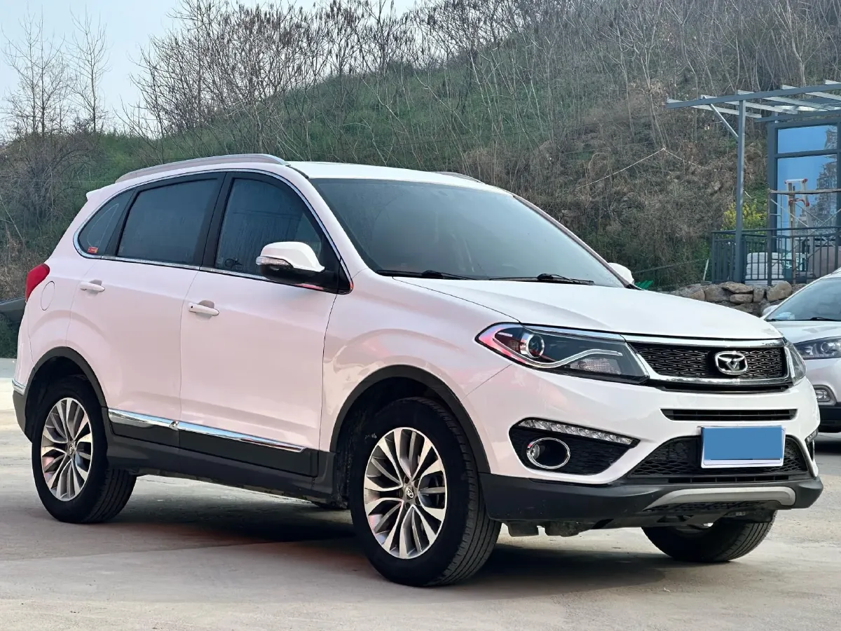 2017 KaiYi X5 1.5T 152HP L4 5MT,autocango,china used car exporter,china ev exporter,chinese used car exporter,chinese used ev exporter