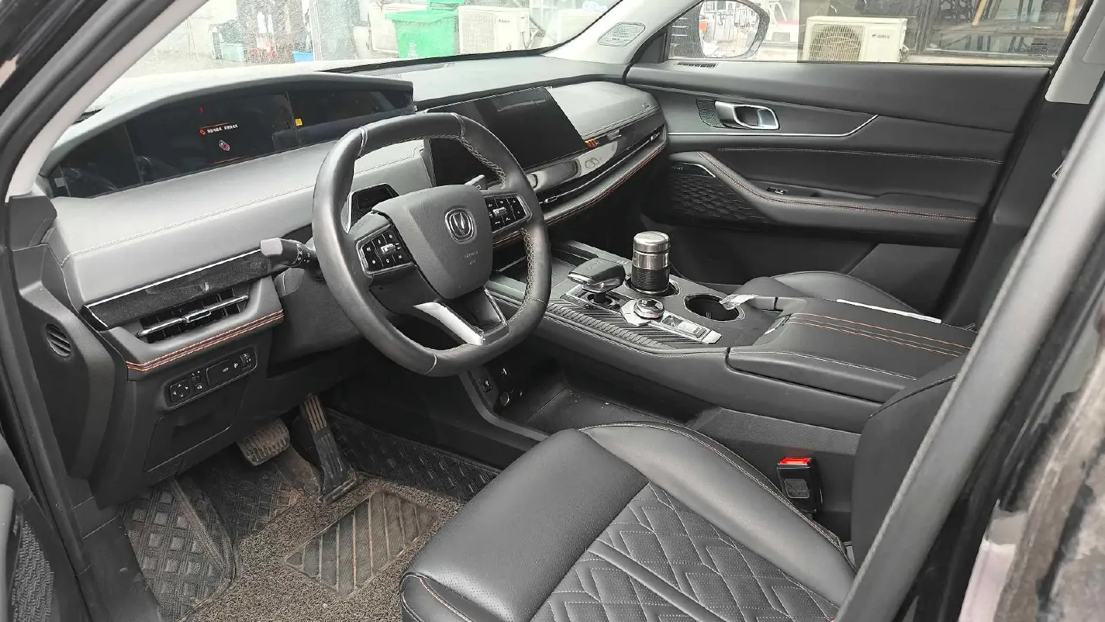 2021 ChangAn UNI-K 2.0T 233HP L4 8AT,autocango,china used car exporter,china ev exporter,chinese used car exporter,chinese used ev exporter