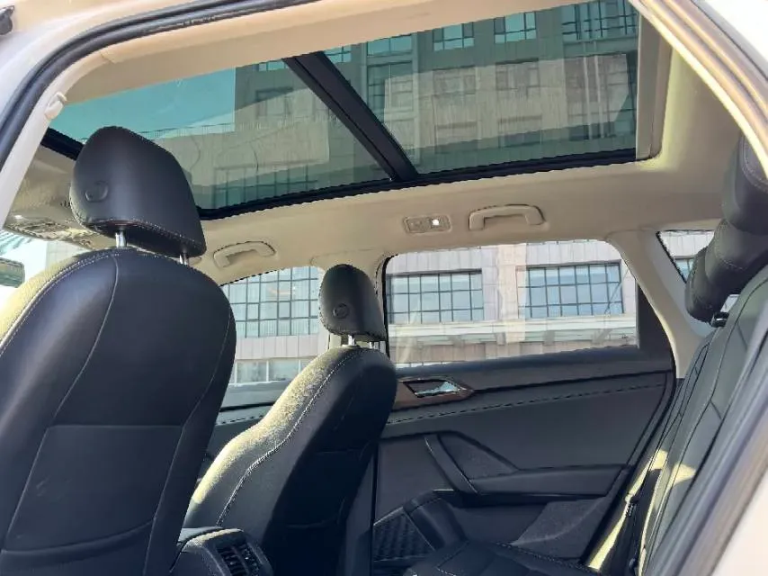 2021 Volkswagen Tharu 1.4T 150HP L4 7DCT,autocango,china used car exporter,china ev exporter,chinese used car exporter,chinese used ev exporter