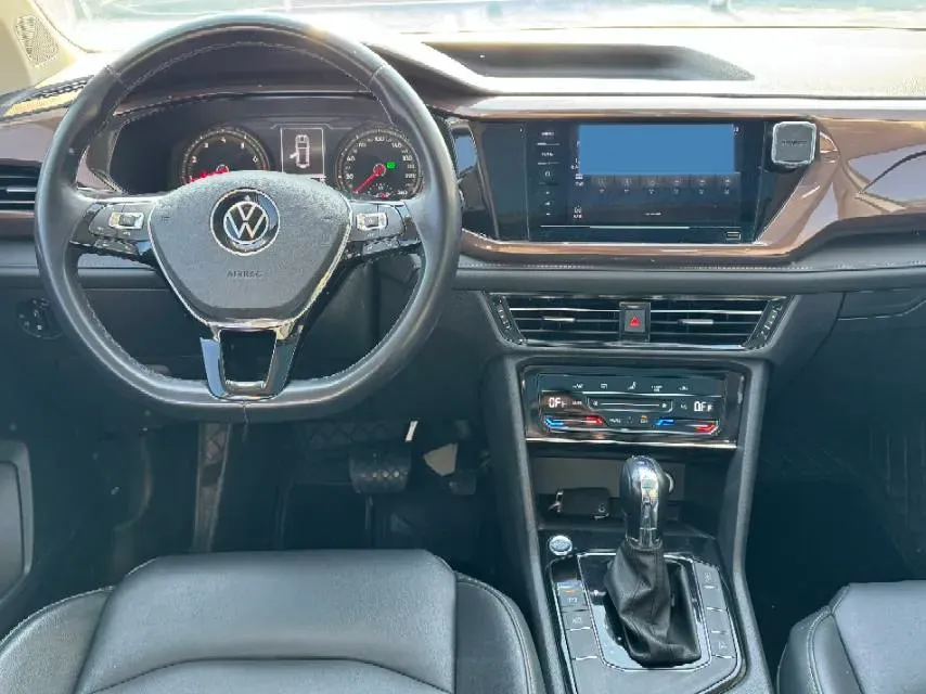 2021 Volkswagen Tharu 1.4T 150HP L4 7DCT,autocango,china used car exporter,china ev exporter,chinese used car exporter,chinese used ev exporter