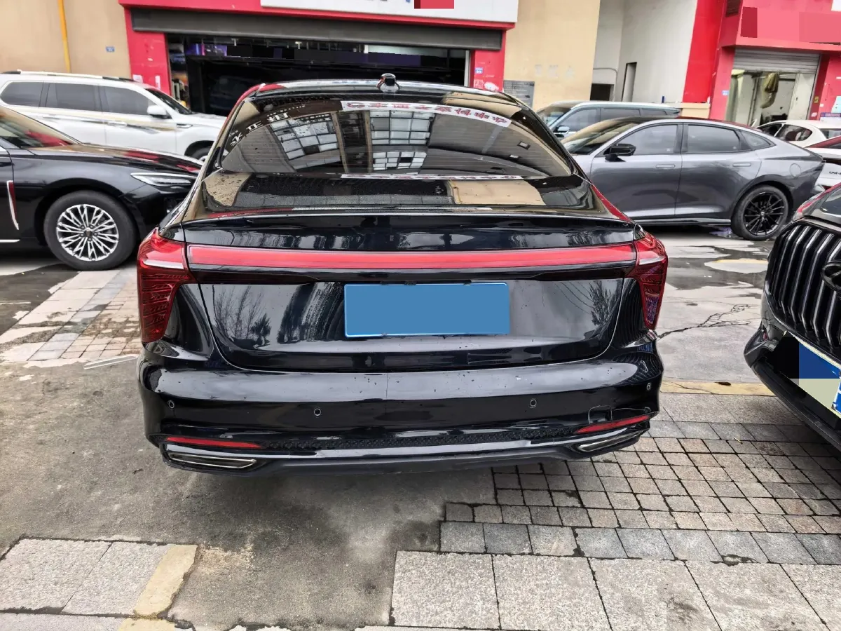 2023 HongQi H5 2.0T 224HP L4 8AT,autocango,china used car exporter,china ev exporter,chinese used car exporter,chinese used ev exporter