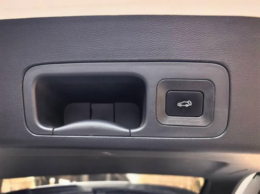 2022 GAC Trumpchi GS4 1.5T 169HP L4 6AT,autocango,china used car exporter,china ev exporter,chinese used car exporter,chinese used ev exporter