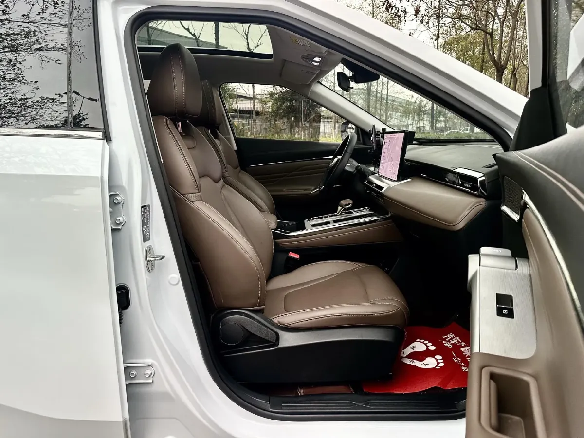 2024 GAC Trumpchi GS4 1.5T 177HP L4 7DCT,autocango,china used car exporter,china ev exporter,chinese used car exporter,chinese used ev exporter