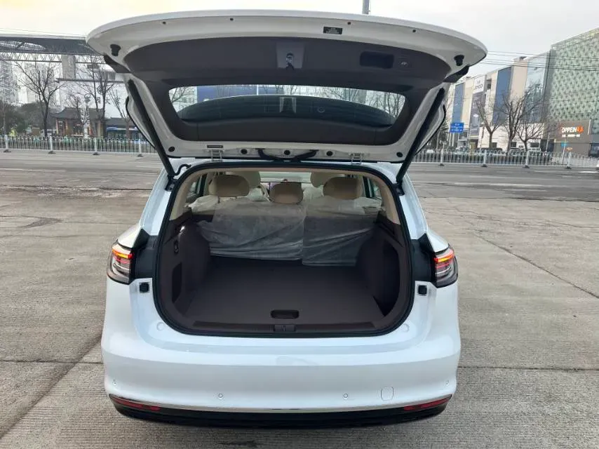 2025 HIMA Shangjie H5 BEV,autocango,china used car exporter,china ev exporter,chinese used car exporter,chinese used ev exporter