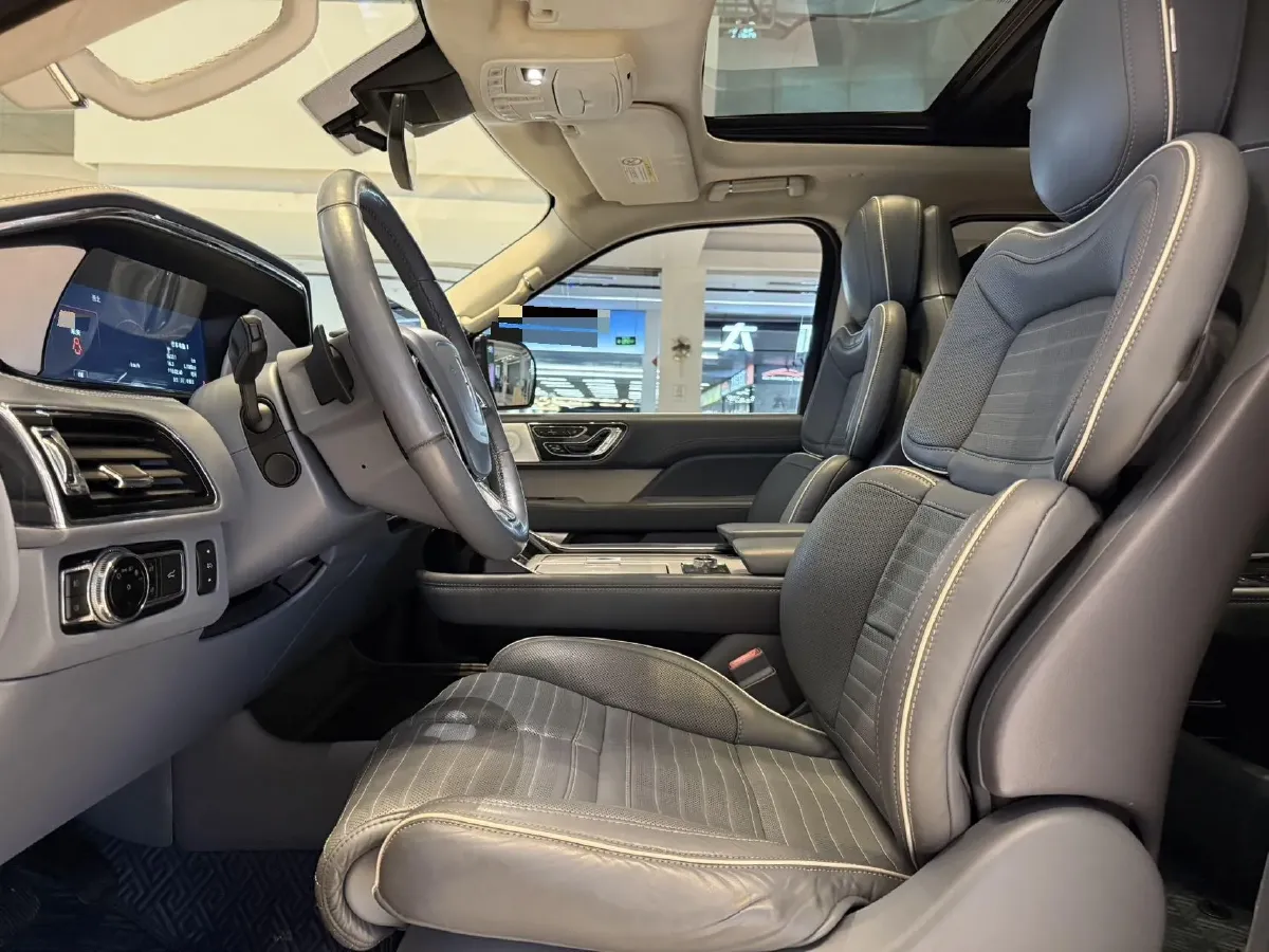 2019 Lincoln Navigator 3.5T 388HP V6 10AT,autocango,china used car exporter,china ev exporter,chinese used car exporter,chinese used ev exporter