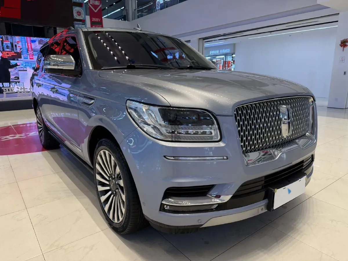 2019 Lincoln Navigator 3.5T 388HP V6 10AT,autocango,china used car exporter,china ev exporter,chinese used car exporter,chinese used ev exporter