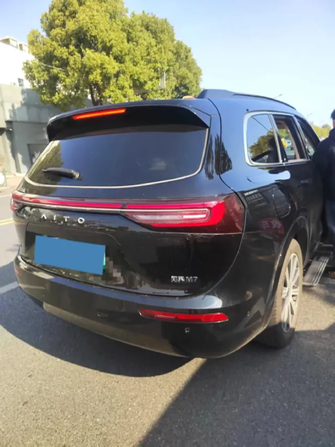 2024 AITO AITO M7 1.5T 152HP L4 REEV 38.5KWH,autocango,china used car exporter,china ev exporter,chinese used car exporter,chinese used ev exporter