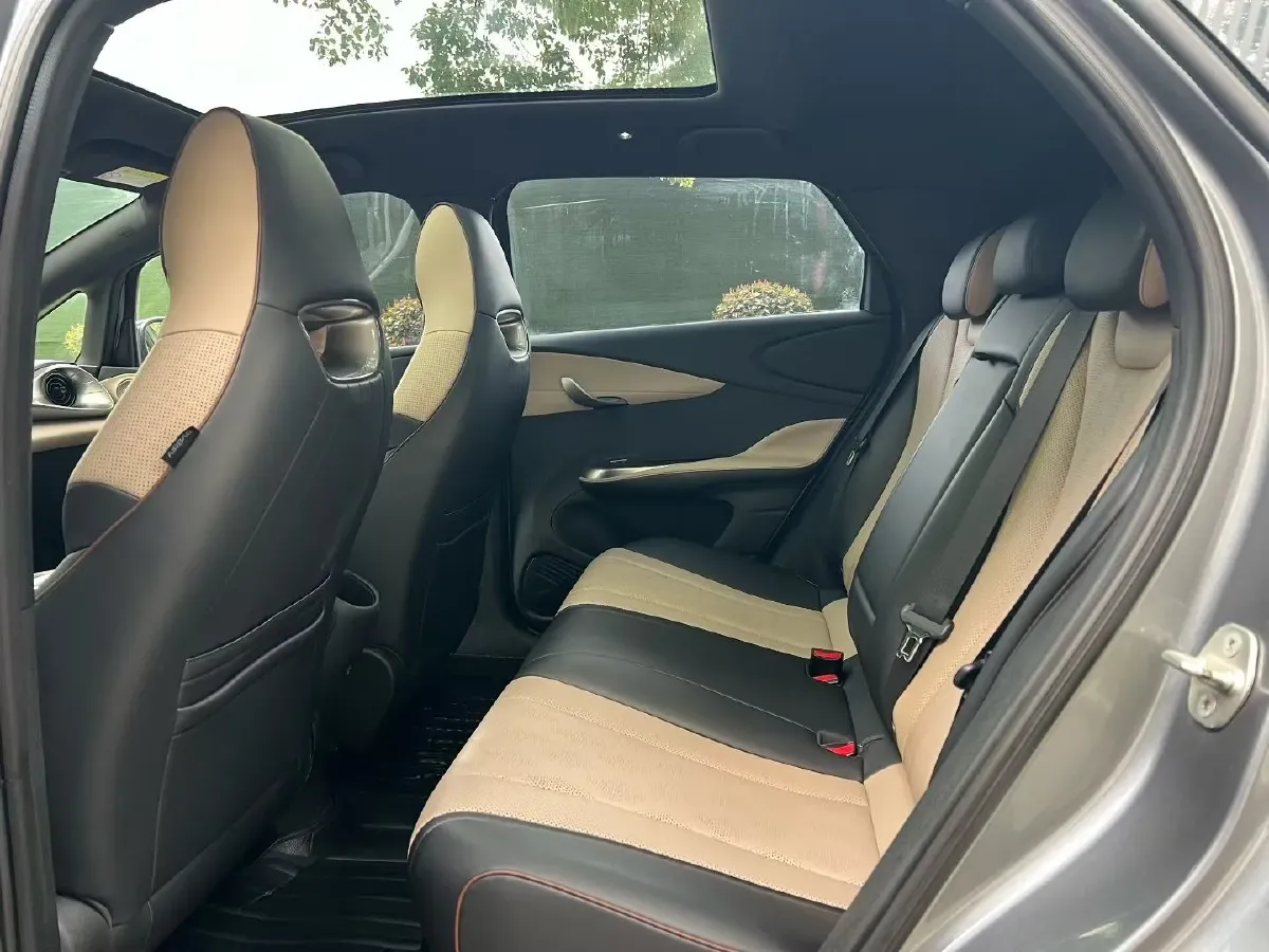 2023 BYD Dolphin BEV 44.928KWH,autocango,china used car exporter,china ev exporter,chinese used car exporter,chinese used ev exporter