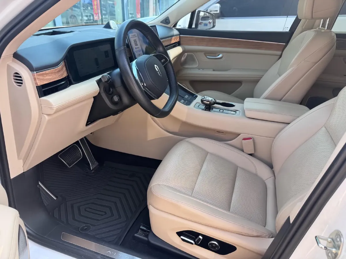 2023 HIMA AITO M5 1.5T 152HP L4 REEV 40KWH,autocango,china used car exporter,china ev exporter,chinese used car exporter,chinese used ev exporter