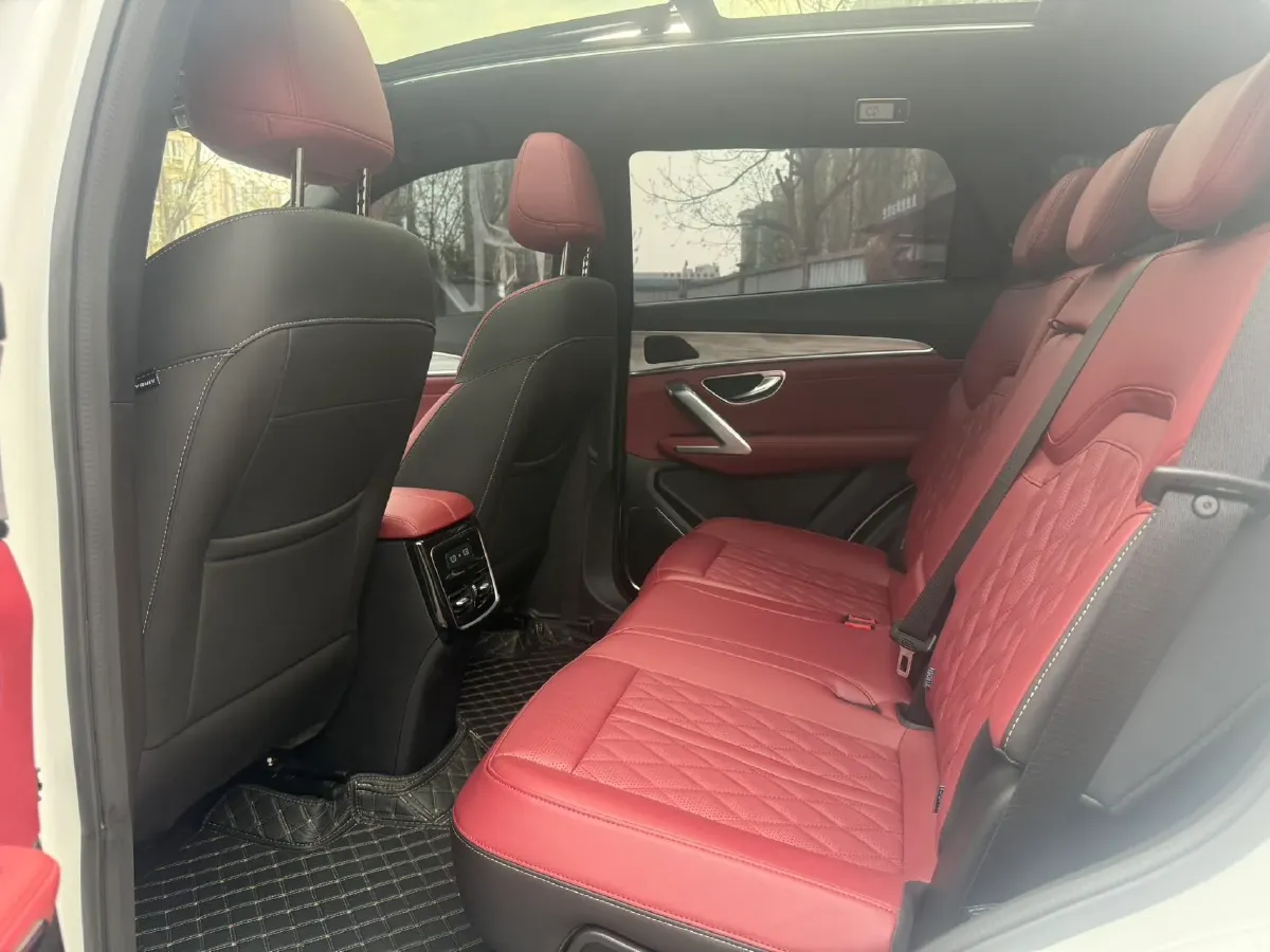 2024 Jetour X70 Plus 1.6T 197HP L4 7DCT,autocango,china used car exporter,china ev exporter,chinese used car exporter,chinese used ev exporter