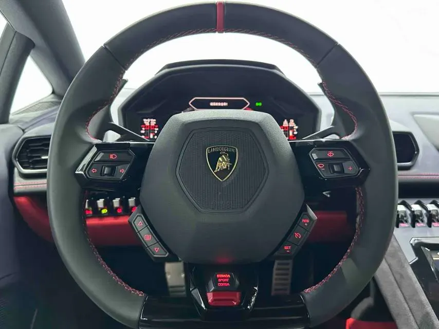 2023 Lamborghini Huracán 5.2L 640HP V10 7DCT,autocango,china used car exporter,china ev exporter,chinese used car exporter,chinese used ev exporter
