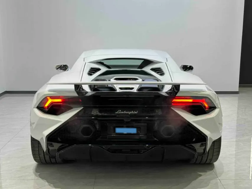 2023 Lamborghini Huracán 5.2L 640HP V10 7DCT,autocango,china used car exporter,china ev exporter,chinese used car exporter,chinese used ev exporter