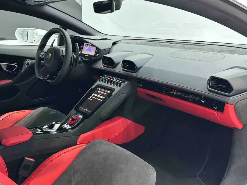 2023 Lamborghini Huracán 5.2L 640HP V10 7DCT,autocango,china used car exporter,china ev exporter,chinese used car exporter,chinese used ev exporter