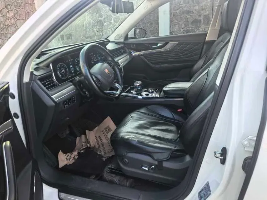 2022 HongQi HS5 2.0T 224HP L4 6AT,autocango,china used car exporter,china ev exporter,chinese used car exporter,chinese used ev exporter