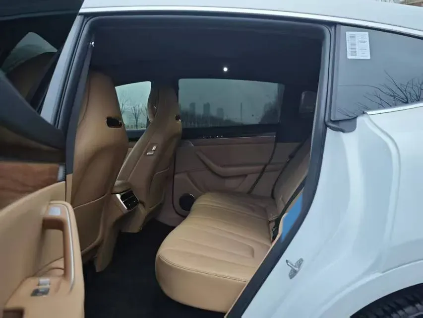 2025 Luxeed R7 REEV 156HP REEV 37KWH,autocango,china used car exporter,china ev exporter,chinese used car exporter,chinese used ev exporter