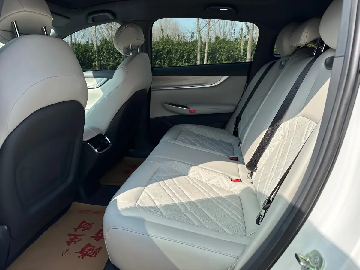 2023 ChangAn QiYuan A07 1.5L 95HP L4 REEV 28.4KWH,autocango,china used car exporter,china ev exporter,chinese used car exporter,chinese used ev exporter